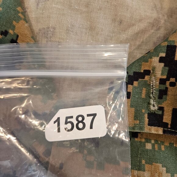 USMC Digital Woodland Camo Combat Jacket Size Medium BDU Cargo gorpcore outdoor - Picture 14 of 15